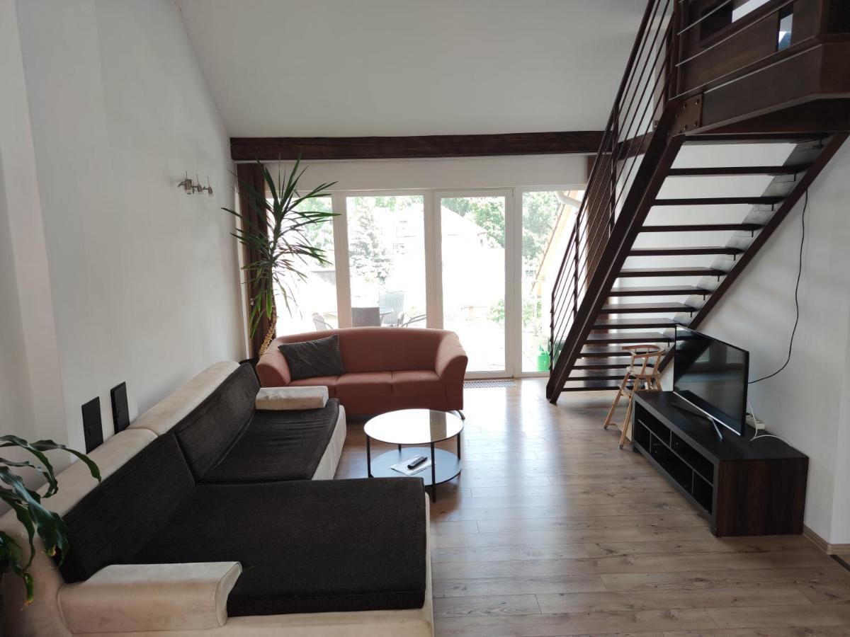 Attic Parkview Apartment Piest'any Eksteriør bilde